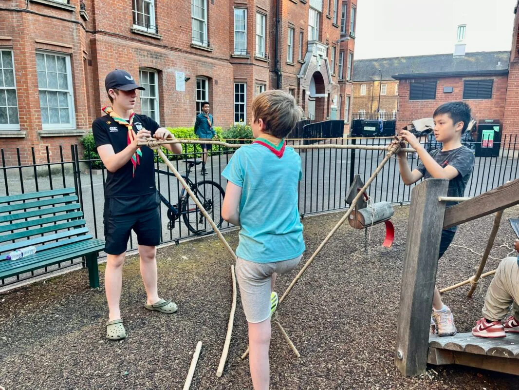 Knots and lashing practice